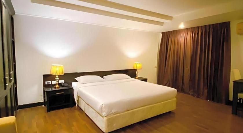 The Heritage Sathorn Suite Hotel Bangkok Exterior foto