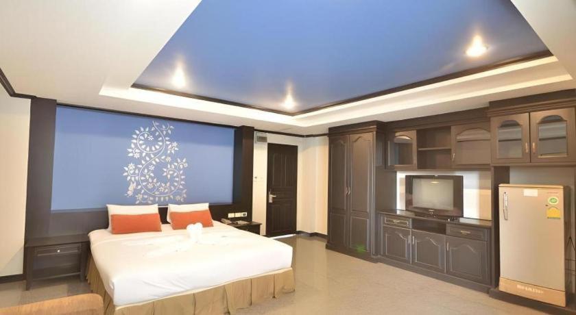 The Heritage Sathorn Suite Hotel Bangkok Exterior foto